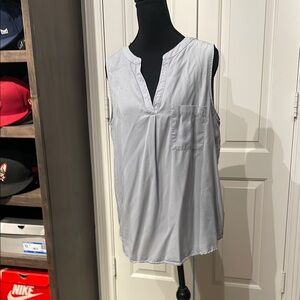 Knox Rose Gray Mandarin Collar Blouse with Flowing Fabric